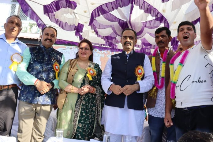 anirudh singh at sarahan fair