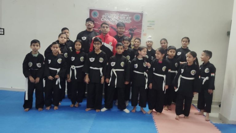 राज्य स्तरीय पेंचक सिलात प्रतियोगिता के लिए 24 सदस्यीय टीम मंडी रवाना 