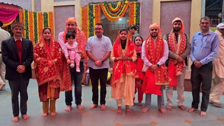 उपायुक्त प्रियंका वर्मा ने विधिवत रूप से किया चैत्र नवरात्र मेला  त्रिलोकपुर  का शुभारंभ